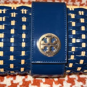 TORY BURCH NAVY BLUE AND BAMBOO RATTAN/LEATHER CLUTCH BAG